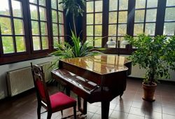 0c5d06c642890f4376f19e39c3d7a4a7 gr