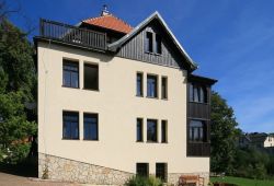 5605b796a4b33b49b1a3069135596116 gr